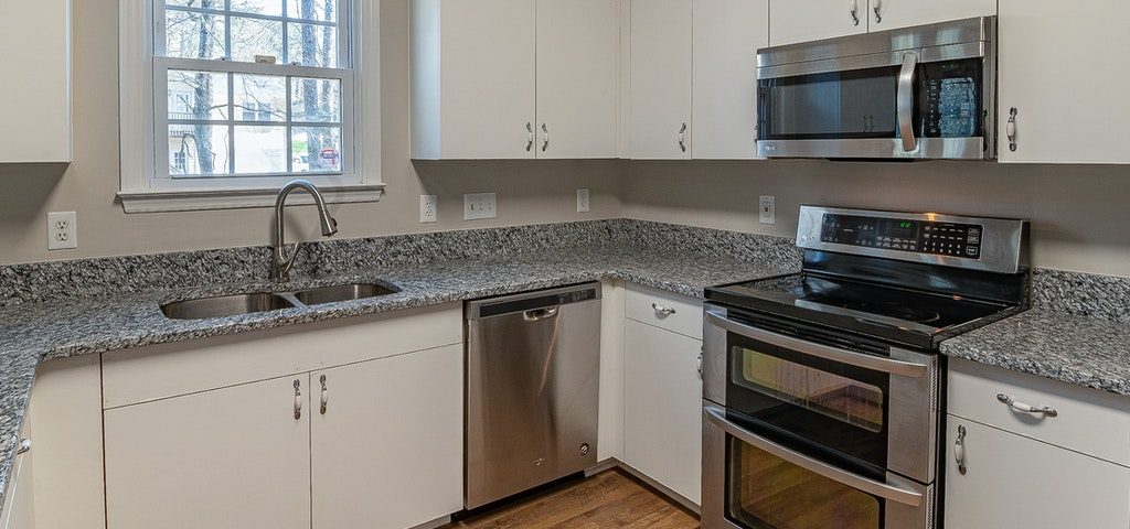 5 Ways to Give Your Old Kitchen Cabinets a Total Makeover