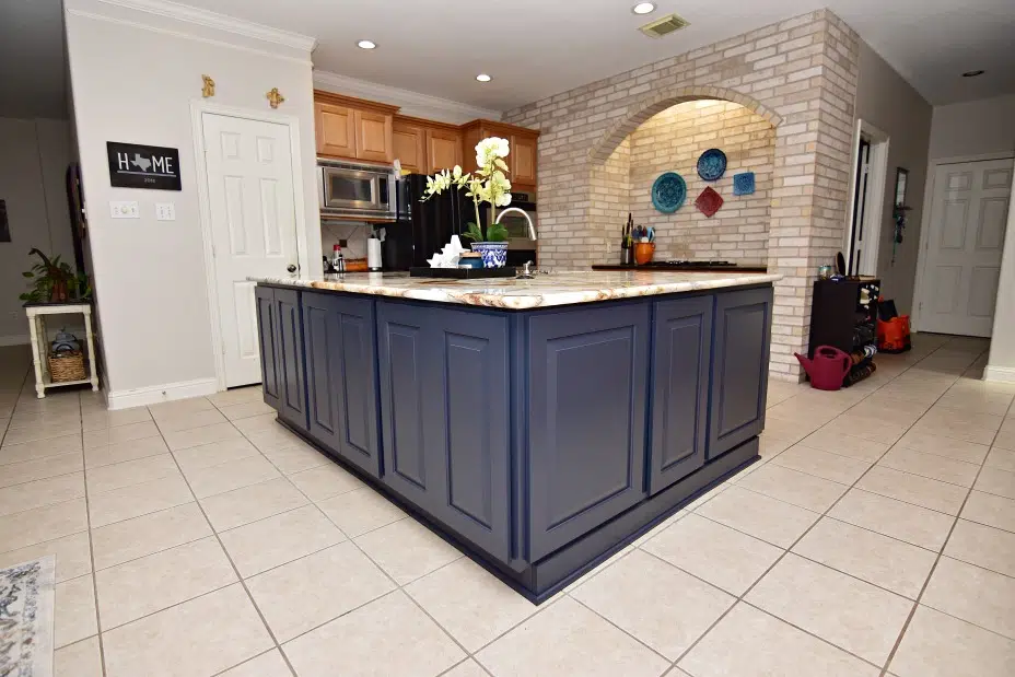 Hale Navy Kitchen Remodeling Project in Houston, TX Kitchen