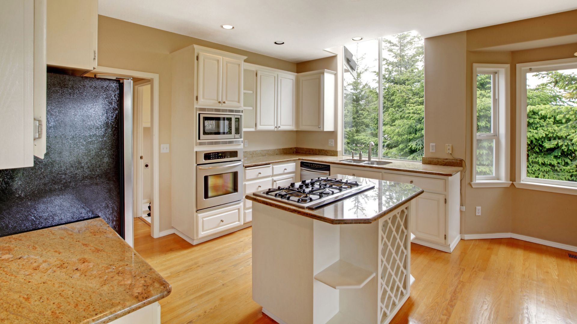 This  Kitchen Island Is Perfect for Small Spaces