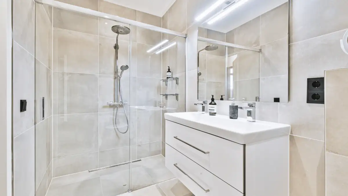 white stylish bath