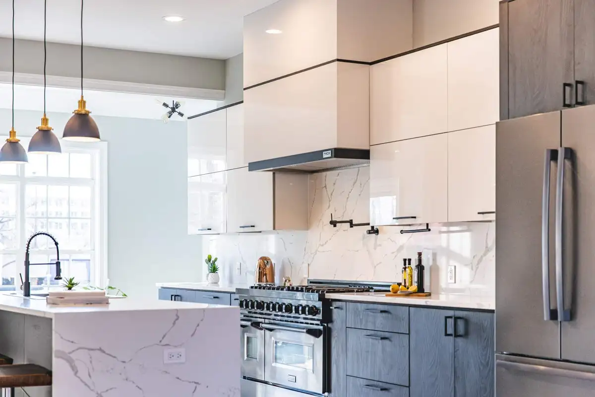 Modern kitchen Tampa FL