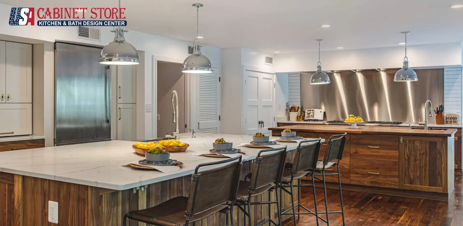 White-glove-kitchen-remodeling-Hampton-Roads.-Serving-Chesapeake,-Norfolk,-Virginia-Beach-Portsmouth-with-luxury-full-service-renovations.