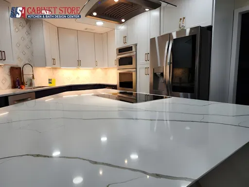 Kitchen Remodeling in Orlando: What to Expect (2026 Homeowner Guide) 15 Close-up of veined calacatta quartz countertop. Kitchen Remodeling in Orlando: What to Expect (2026 Homeowner Guide)